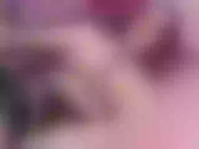 Live sex webcam photo for Megansweett1 #292046559