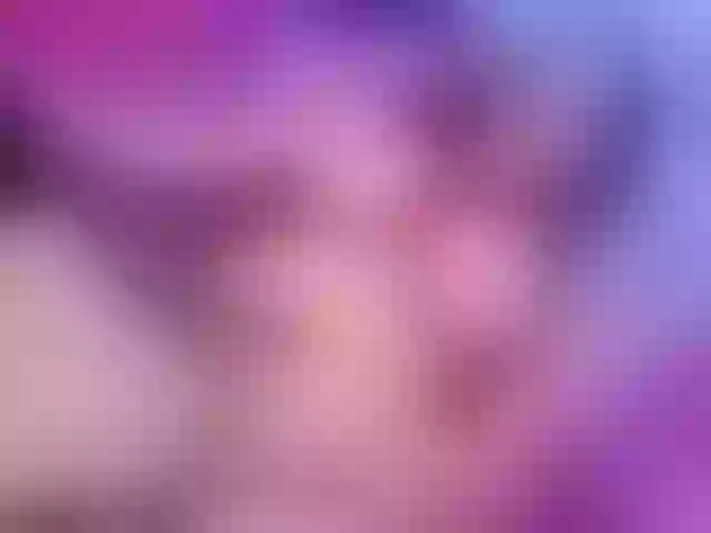 Live sex webcam photo for Megansweett1 #292081144