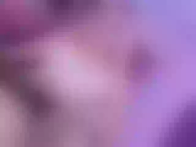 Live sex webcam photo for Megansweett1 #292101660