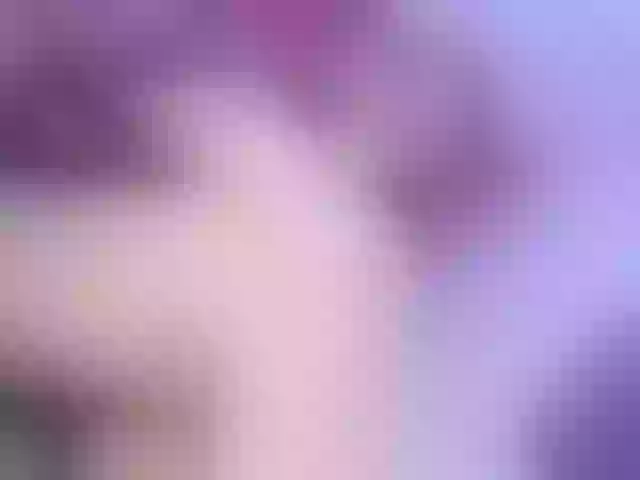 Live sex webcam photo for Megansweett1 #292105934