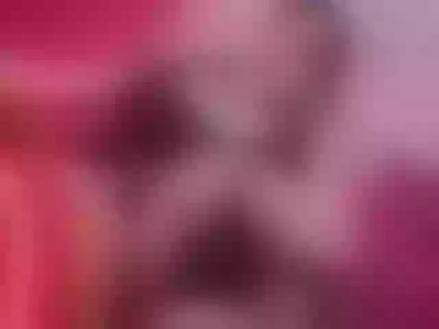 Live sex webcam photo for Megansweett1 #292245769