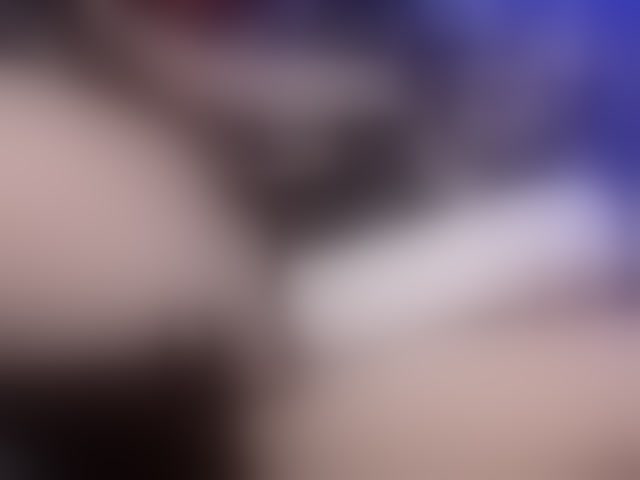 Live sex webcam photo for Megansweett1 #294187950