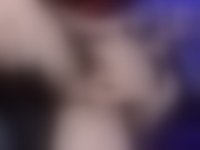Live sex webcam photo for Megansweett1 #294213337