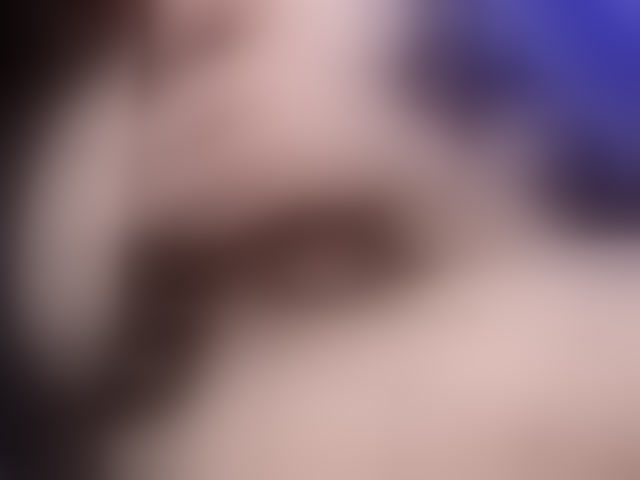 Live sex webcam photo for Megansweett1 #294214701