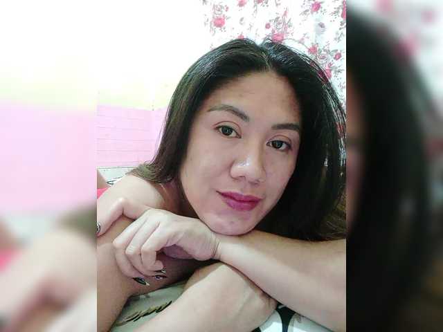 Live sex webcam photo for Meggie30 #290569807