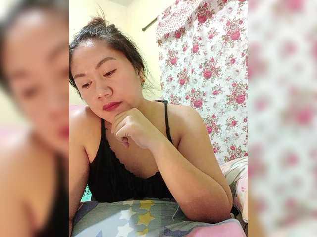 Live sex webcam photo for Meggie30 #290601779