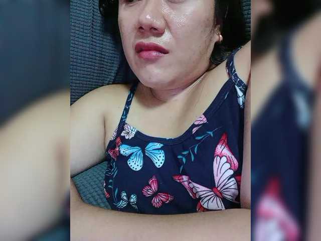 Live sex webcam photo for Meggie30 #290857681