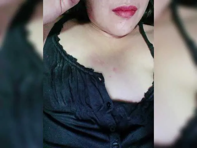 Live sex webcam photo for Meggie30 #291140521