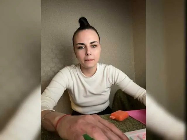 Live sex webcam photo for Meghan0Star #276786422