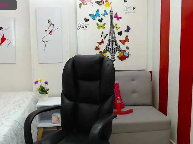 Live sex webcam photo for MeghanBratz #273101249