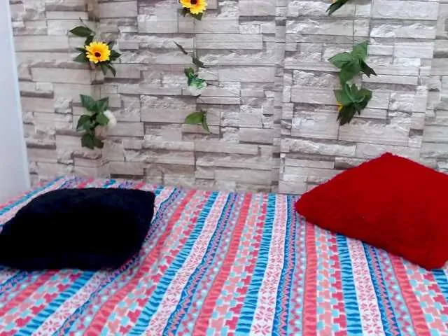 Live sex webcam photo for MeghanBratz #274535757
