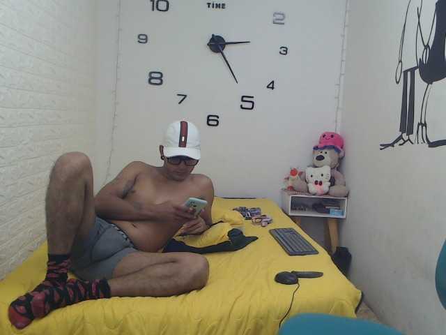 Live sex webcam photo for MeiAndKenji #277778886