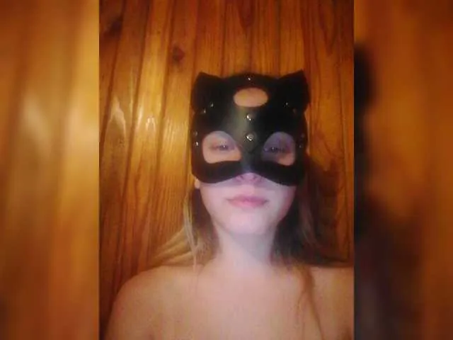 Live sex webcam photo for Mekazylaa #274545142