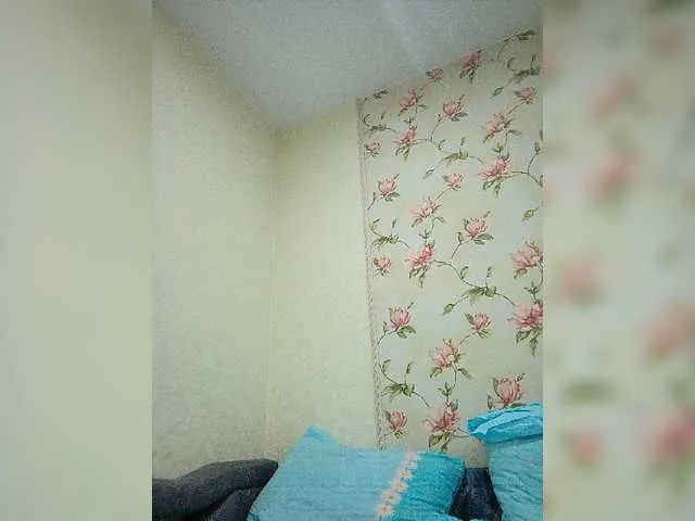 Live sex webcam photo for Mekazylaa #275576680