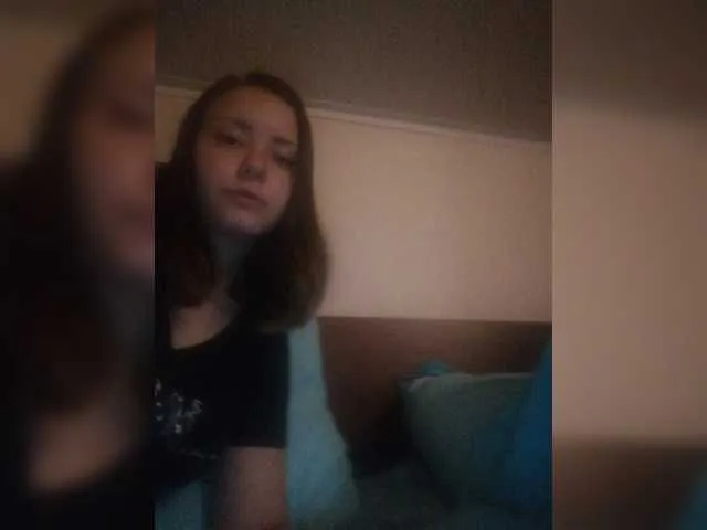 Live sex webcam photo for Mekazylaa #276060363