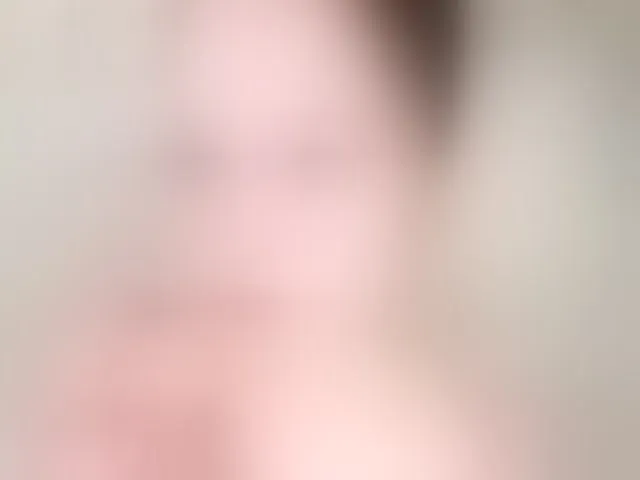 Live sex webcam photo for MelMooon #292709480