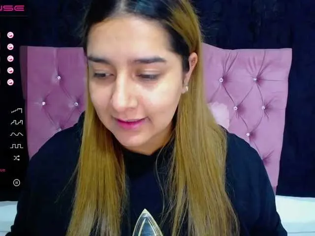 Live sex webcam photo for MelaniRice #271747900