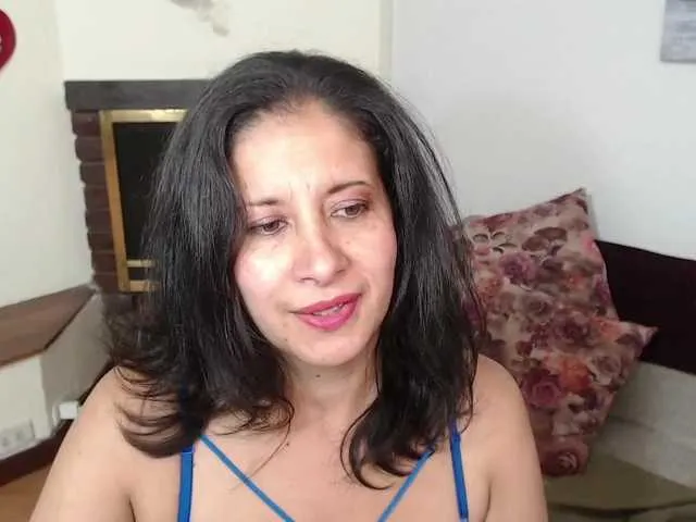 Live sex webcam photo for Melaniac #272937102