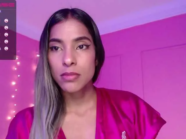 Live sex webcam photo for Melaniananatz #272882481