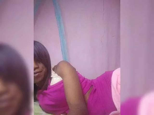 Live sex webcam photo for Melanie94 #292049902