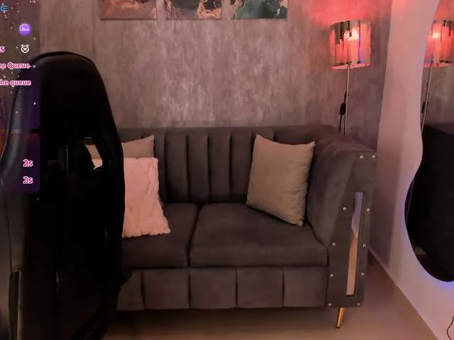 Live sex webcam photo for MelanieHudson #290384012