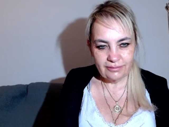 Live sex webcam photo for MelanieMature #273404624