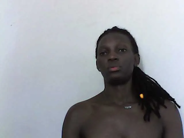 Live sex webcam photo for Melaniegoddess #291574730