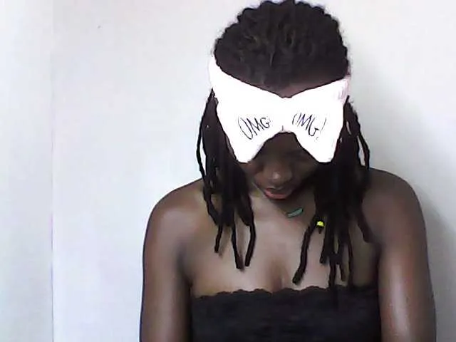 Live sex webcam photo for Melaniegoddess #291682086