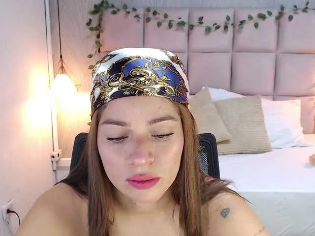 Live sex webcam photo for Melanny-gil #291299608