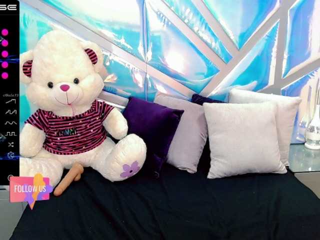 Live sex webcam photo for MelanyAlejand #273673853