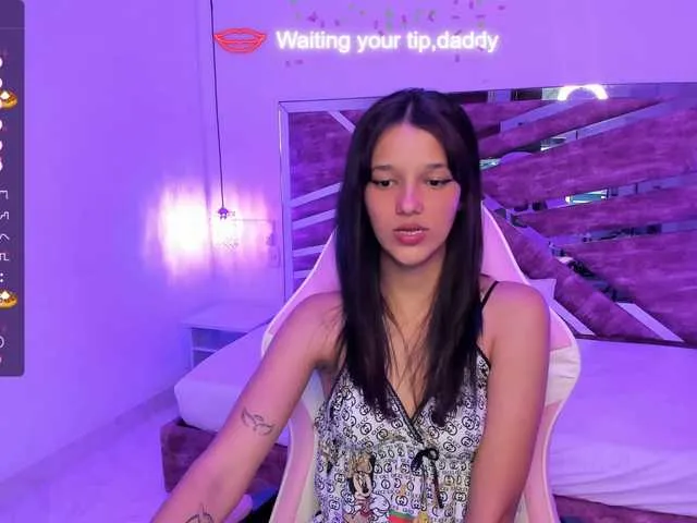 Live sex webcam photo for MelanyLuvs #277440868