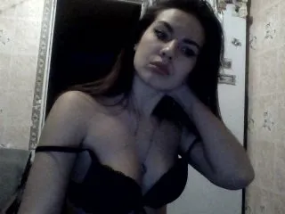 Live sex webcam photo for melanymoon #142460866