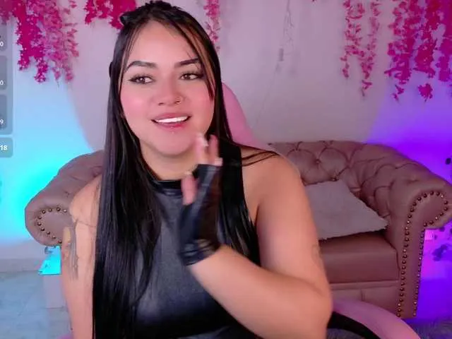 Live sex webcam photo for Melanyx-x #291630547