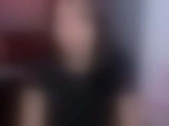 Live sex webcam photo for Melanyx-x #293887239