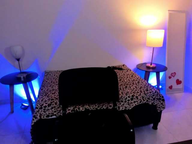 Live sex webcam photo for Melhope #278180617