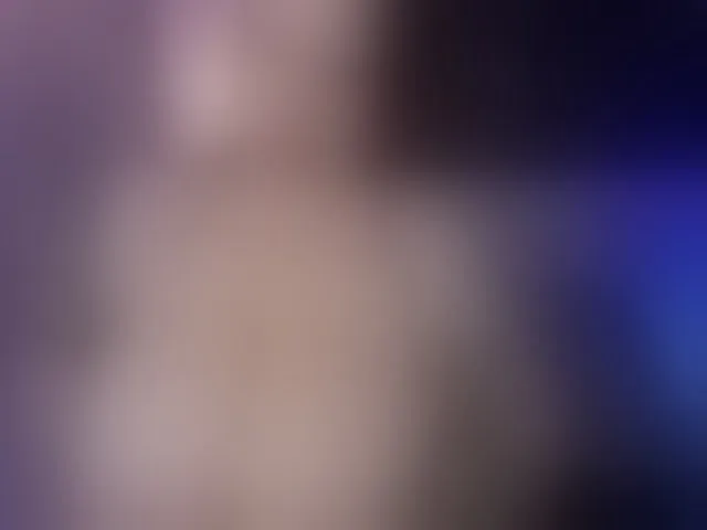 Live sex webcam photo for Melhope #293240327