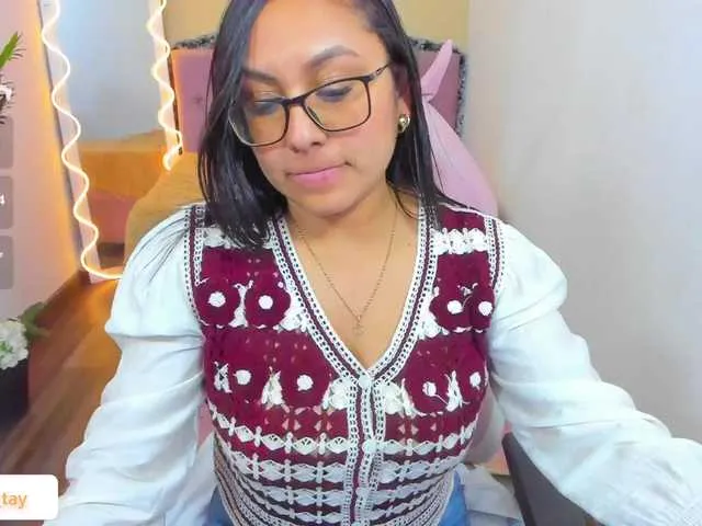 Live sex webcam photo for Melie-tay #290243170