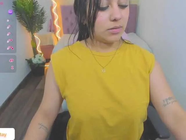 Live sex webcam photo for Melie-tay #290368863