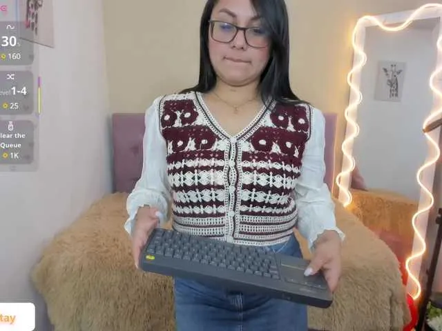 Live sex webcam photo for Melie-tay #290527059
