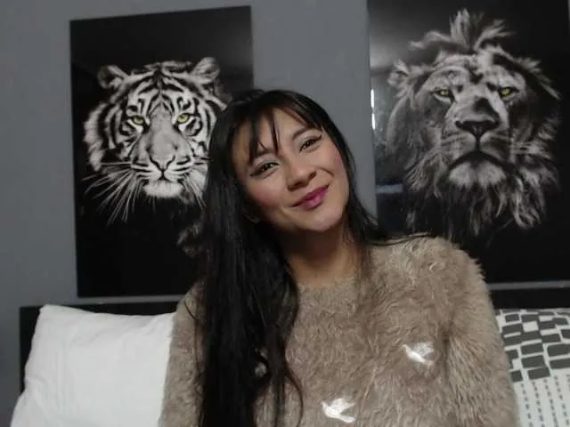 Live sex webcam photo for MelinaStone #276466676