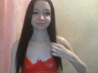 Live sex webcam photo for MelisaRain #137027382