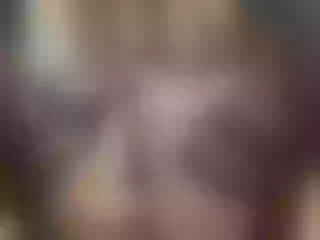 Live sex webcam photo for MelisaRain #273552761