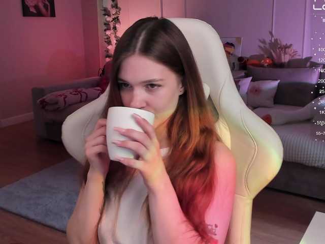 Live sex webcam photo for Melissa-Fox #290915156
