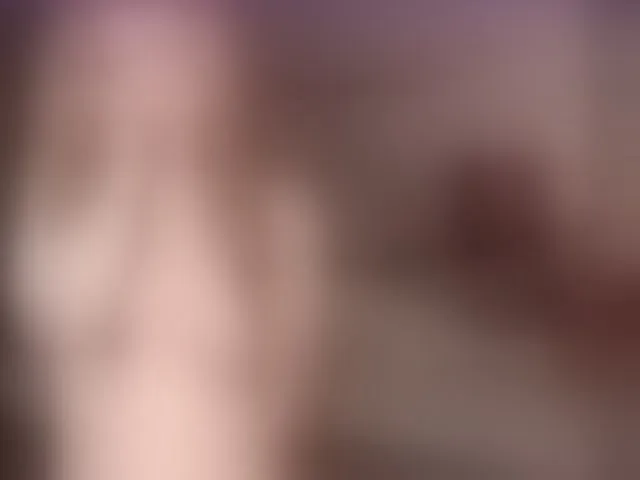 Live sex webcam photo for Melissa-Fox #293483105
