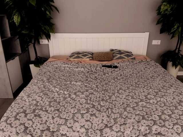 Live sex webcam photo for MelissaBoomm #290886143