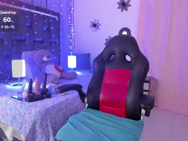 Live sex webcam photo for MelissaMMassu #290301813