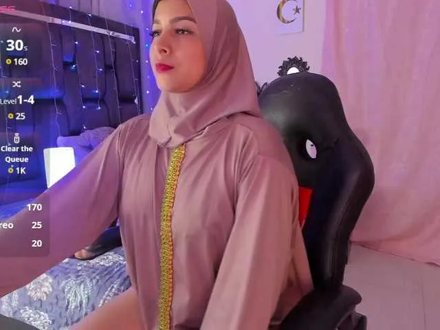 Live sex webcam photo for MelissaMMassu #291016366