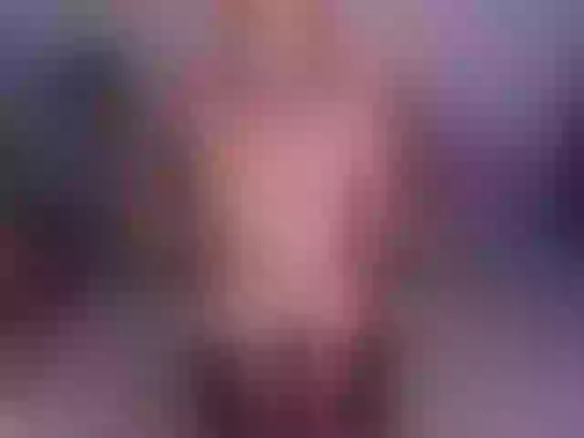 Live sex webcam photo for MelissaMoore #290359348
