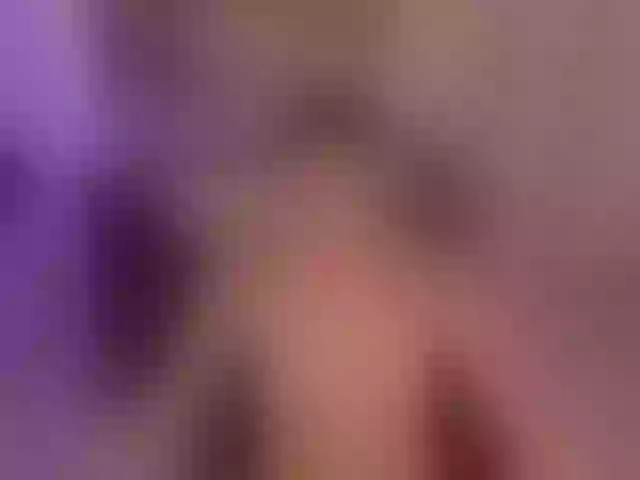 Live sex webcam photo for MelissaMoore #291363831