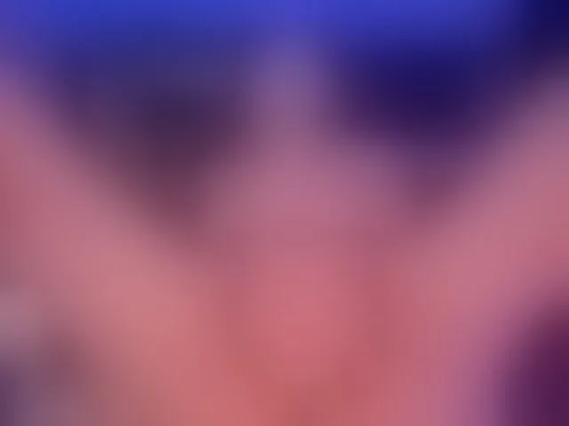 Live sex webcam photo for MelissaMoore #291512483